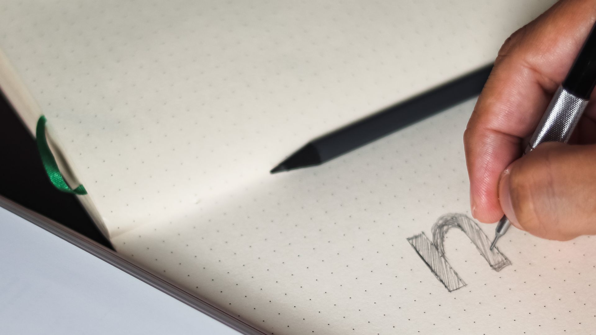 Voice-over script schrijven: zo klinkt je tekst natuurlijk