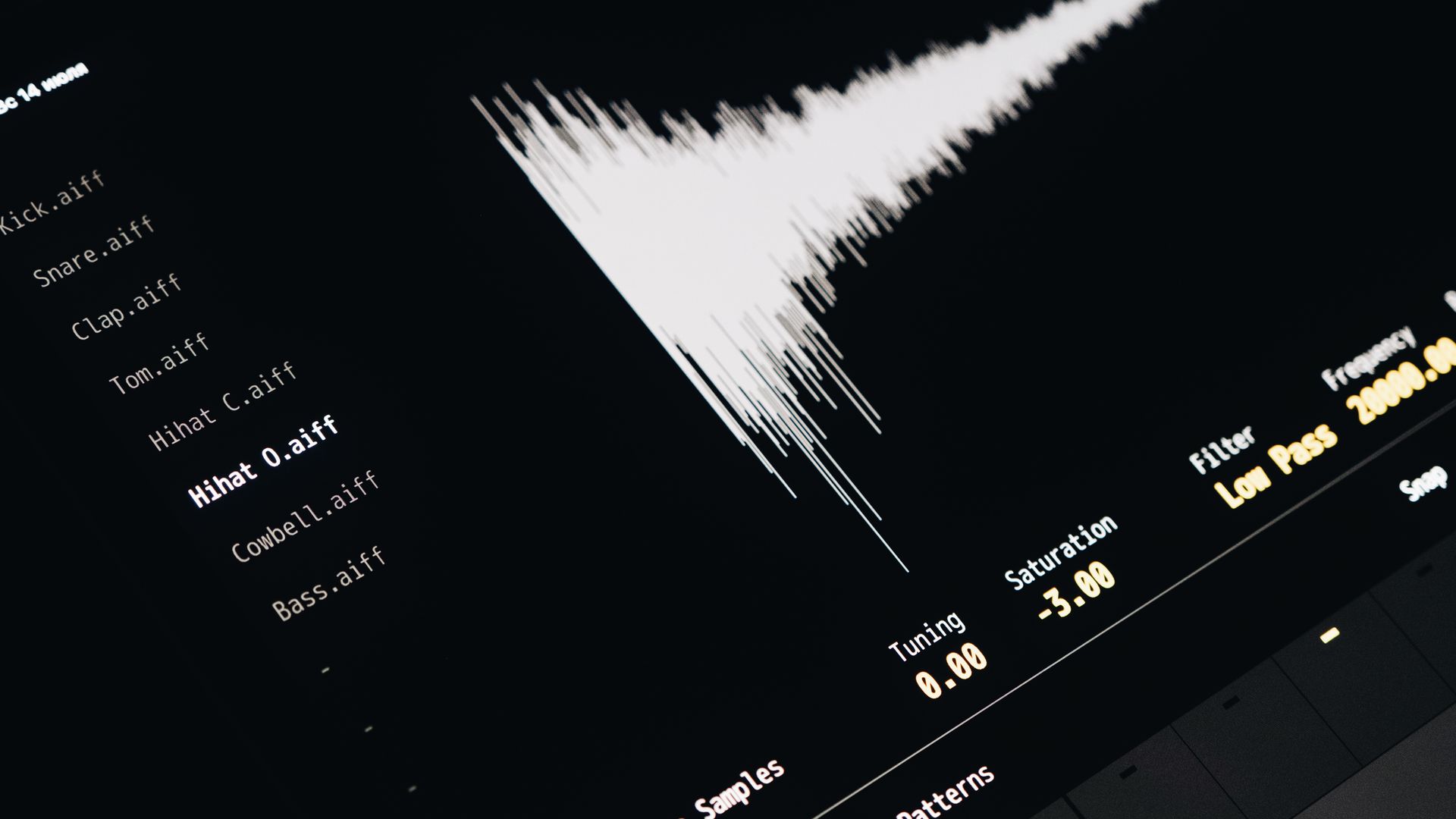 Voice-over of AI-stem: wat past bij jouw project?