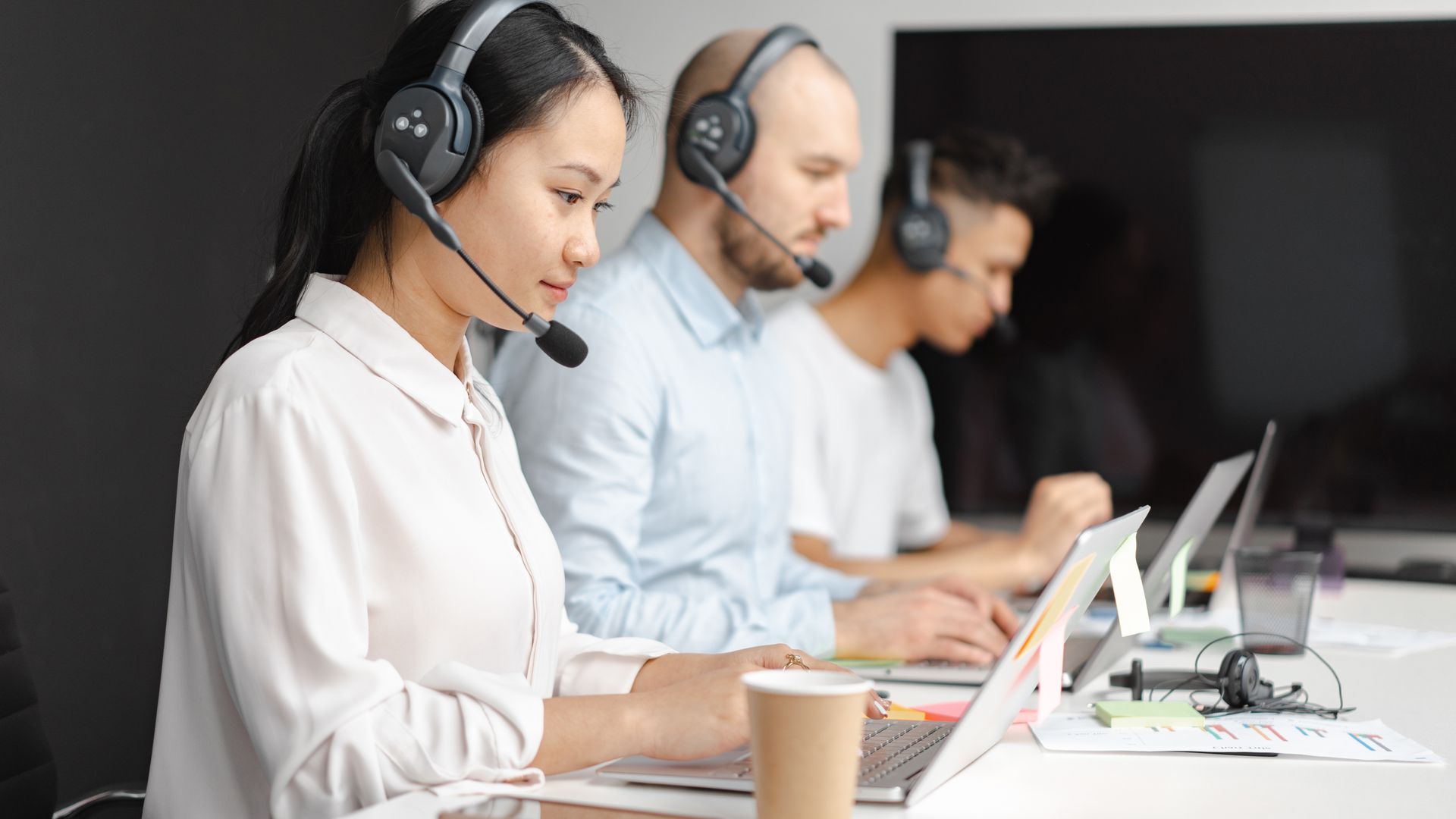 Telefooncentrale laten inspreken: teksten, tips en voorbeelden